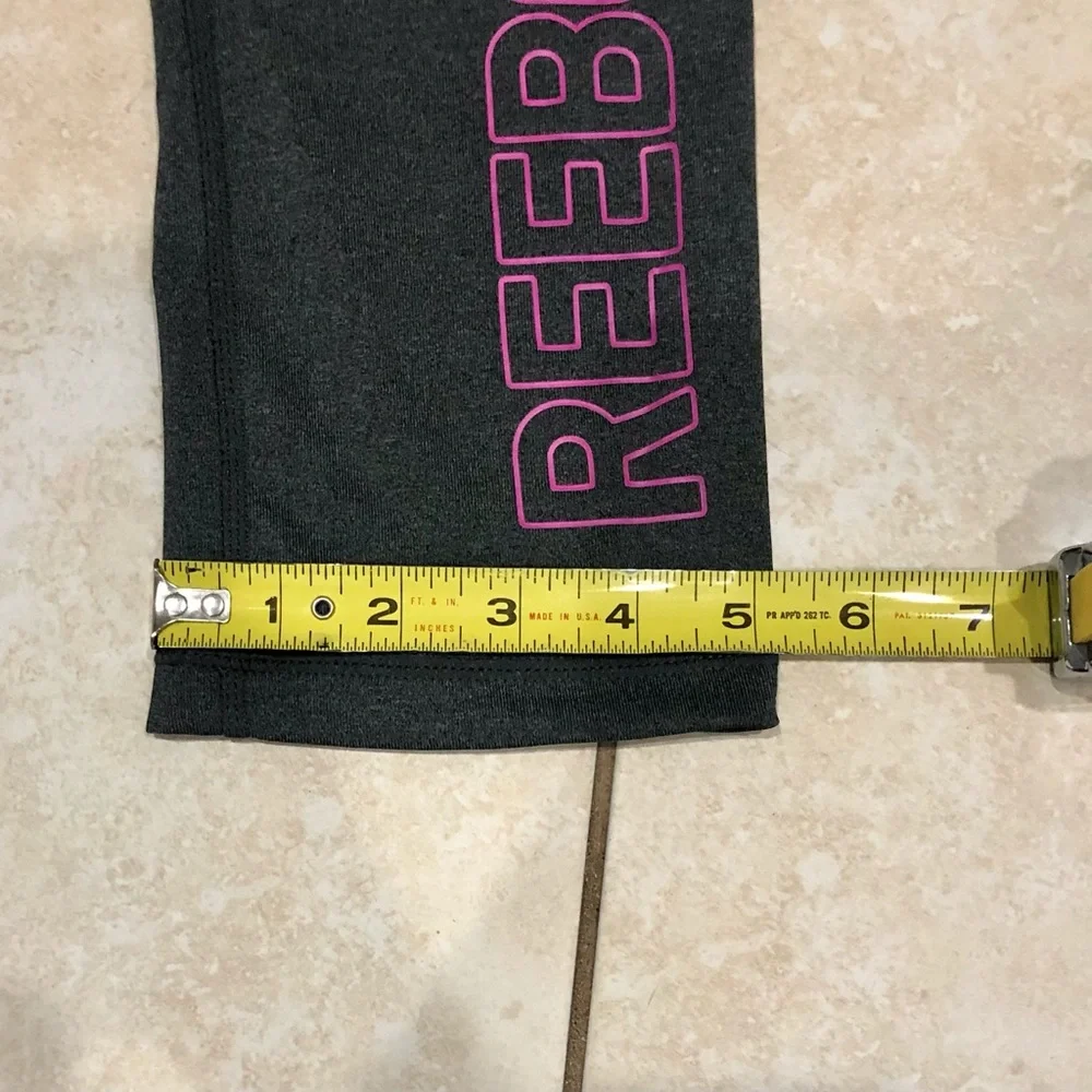 Reebok Leggings NWOT Athletic Capris XS